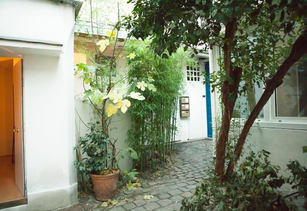 Apartmán Charming Studio In A Courtyard In Paříž Exteriér fotografie